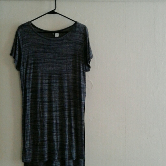 Top - Picture 1 of 2